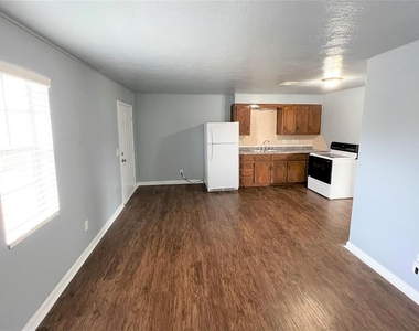 119 S K Avenue - Photo Thumbnail 1