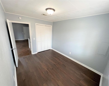 119 S K Avenue - Photo Thumbnail 5