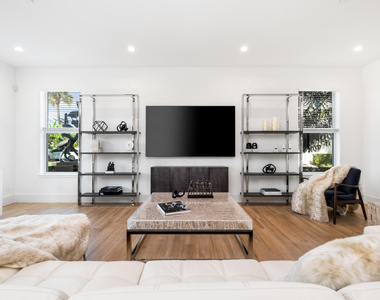 55 Se Seminole Street - Photo Thumbnail 5
