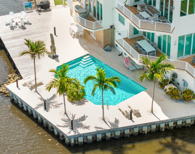 55 Se Seminole Street - Photo Thumbnail 43