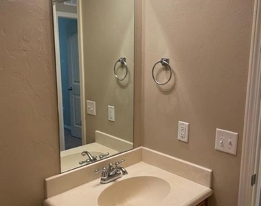 2701 Fawn Lily Road - Photo Thumbnail 15