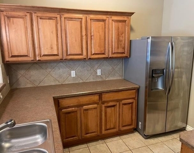 2701 Fawn Lily Road - Photo Thumbnail 7