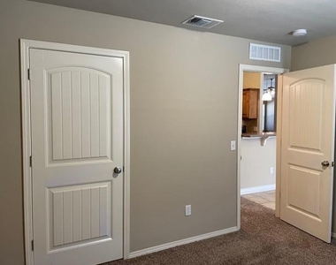 2701 Fawn Lily Road - Photo Thumbnail 3
