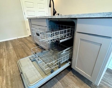 3509 Pete Street - Photo Thumbnail 24