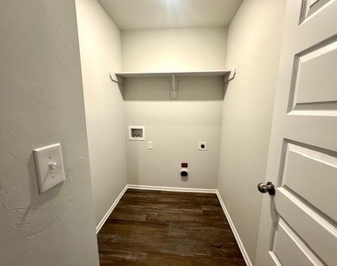 3509 Pete Street - Photo Thumbnail 18