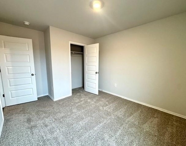 3509 Pete Street - Photo Thumbnail 14