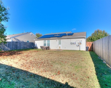 414 English Elm Lane - Photo Thumbnail 9