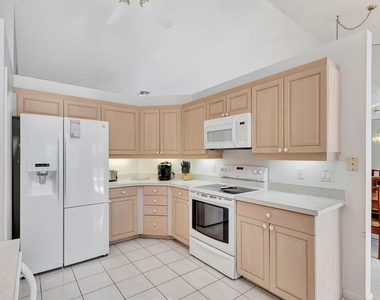 12168 Sandy Run - Photo Thumbnail 6