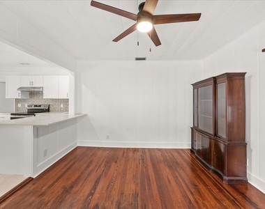 705 Se Stypmann Boulevard - Photo Thumbnail 6