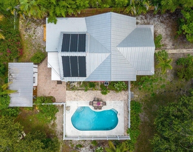 705 Se Stypmann Boulevard - Photo Thumbnail 18