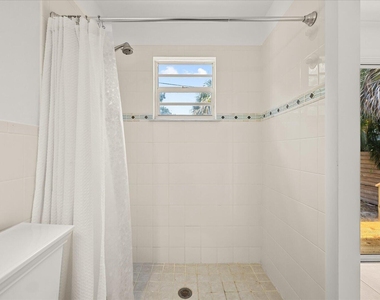 705 Se Stypmann Boulevard - Photo Thumbnail 11