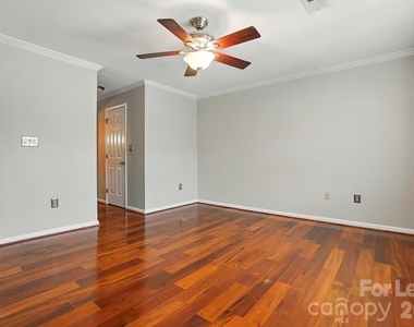 5007 Sharon Road - Photo Thumbnail 27