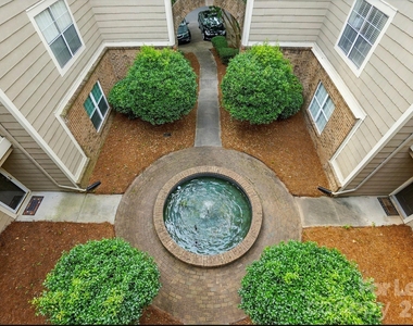 5007 Sharon Road - Photo Thumbnail 7