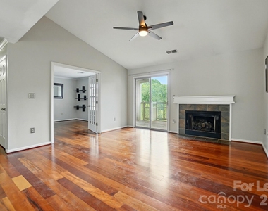 5007 Sharon Road - Photo Thumbnail 11