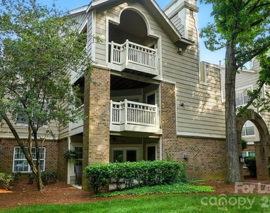 5007 Sharon Road - Photo Thumbnail 4