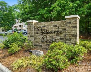 5007 Sharon Road - Photo Thumbnail 1