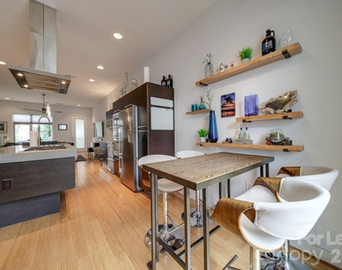 322 Viburnum Way Court - Photo Thumbnail 28