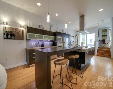 322 Viburnum Way Court - Photo Thumbnail 30