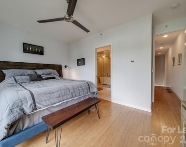 322 Viburnum Way Court - Photo Thumbnail 4
