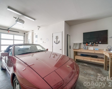 322 Viburnum Way Court - Photo Thumbnail 9