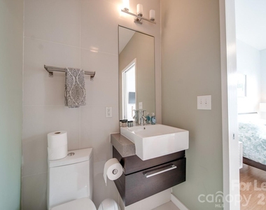 322 Viburnum Way Court - Photo Thumbnail 15