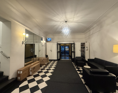 235 East 46th Street - Photo Thumbnail 17