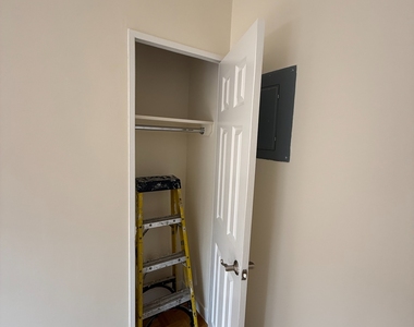 219 East 69th Street #6K - Photo Thumbnail 5