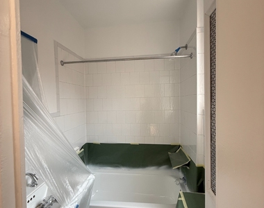 219 East 69th Street #6K - Photo Thumbnail 3