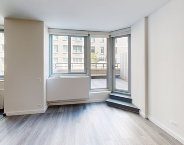 401 E 34th St - Photo Thumbnail 2