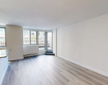 401 E 34th St - Photo Thumbnail 3