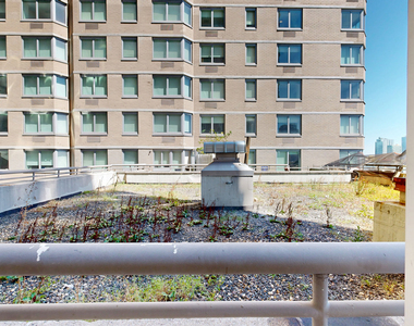 401 E 34th St - Photo Thumbnail 4