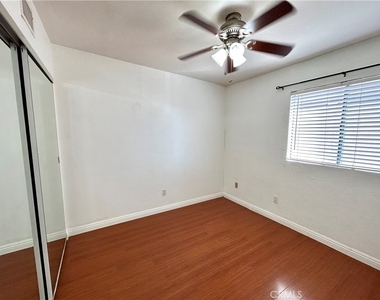 1039 Mount Olive Drive - Photo Thumbnail 22