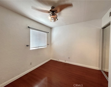 1039 Mount Olive Drive - Photo Thumbnail 23