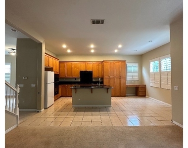 16624 Mosscreek St - Photo Thumbnail 1