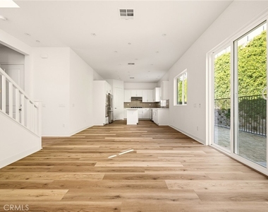 22115 Portofino Dr - Photo Thumbnail 9