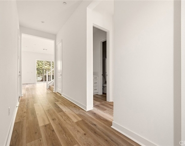 22115 Portofino Dr - Photo Thumbnail 6