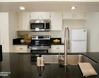 28835 Oakpath Drive - Photo Thumbnail 4