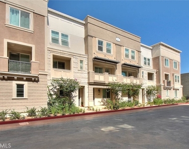 149 N 1st Avenue - Photo Thumbnail 20