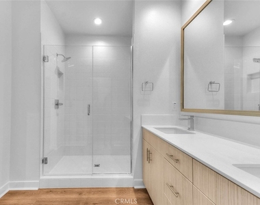 149 N 1st Avenue - Photo Thumbnail 27