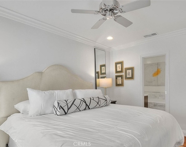 6505 W 84th Street - Photo Thumbnail 12