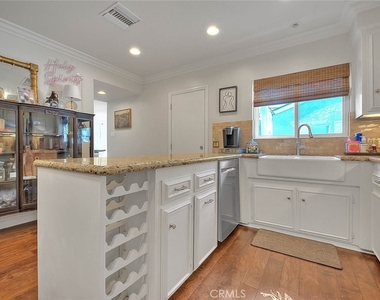 6505 W 84th Street - Photo Thumbnail 10
