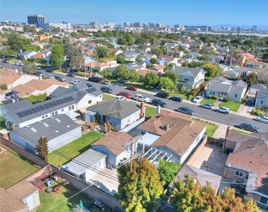 6505 W 84th Street - Photo Thumbnail 1
