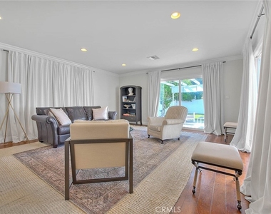 6505 W 84th Street - Photo Thumbnail 7
