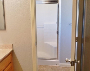 57294 Titian Court - Photo Thumbnail 21