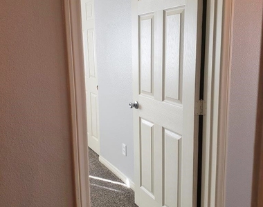 57294 Titian Court - Photo Thumbnail 31