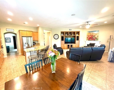 33845 Rustridge Street - Photo Thumbnail 11