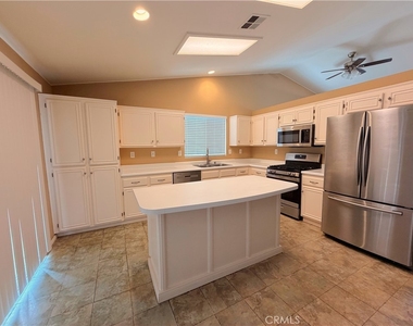 30731 Loma Linda - Photo Thumbnail 7