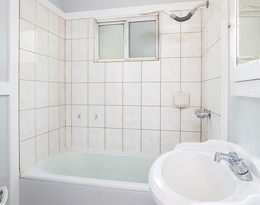 459 E Sacramento Street - Photo Thumbnail 16