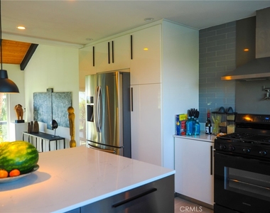 5177 Medina Road - Photo Thumbnail 18