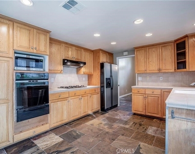 22840 Sparrowdell - Photo Thumbnail 7